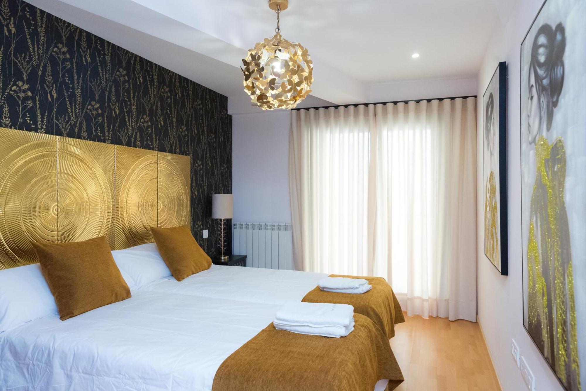 Apartamentos San Pedro Regalado Valladolid Esterno foto