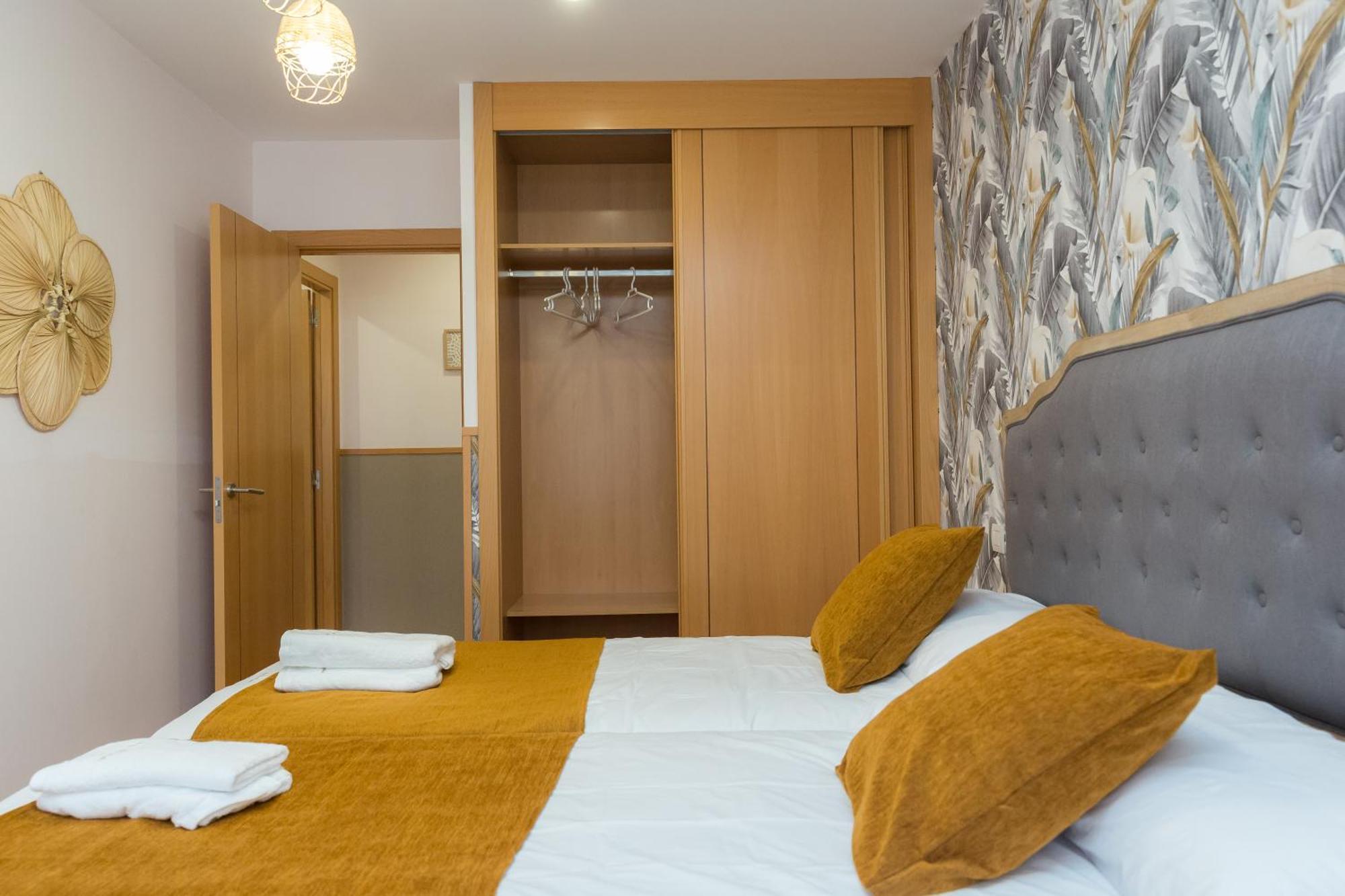 Apartamentos San Pedro Regalado Valladolid Esterno foto