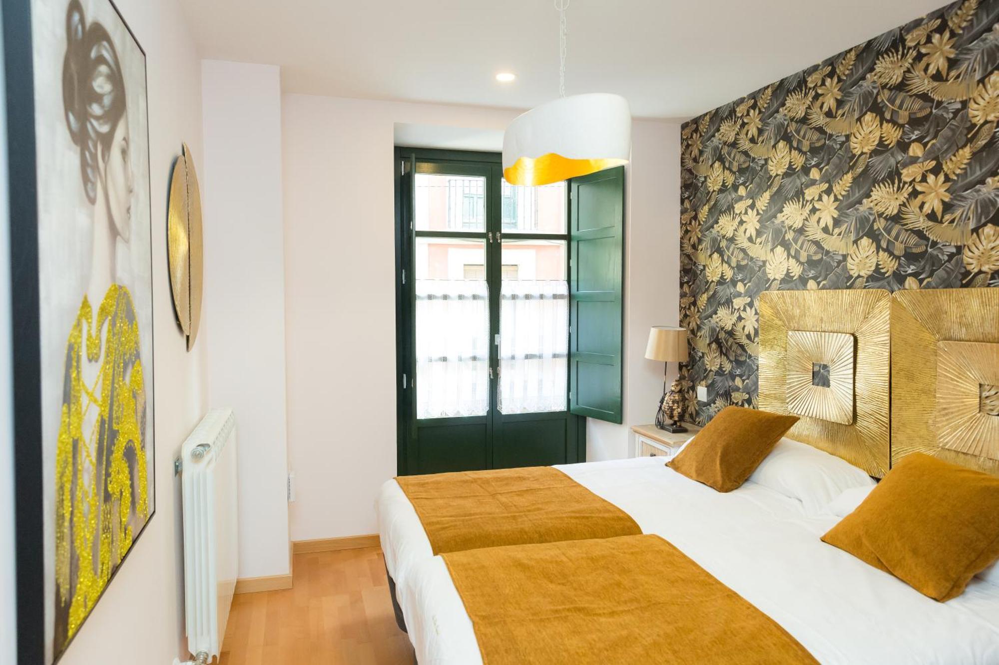 Apartamentos San Pedro Regalado Valladolid Esterno foto
