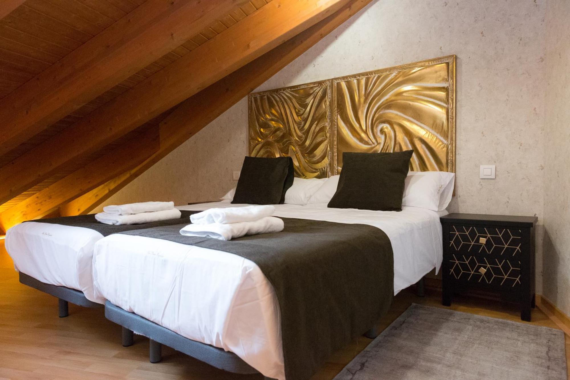 Apartamentos San Pedro Regalado Valladolid Esterno foto
