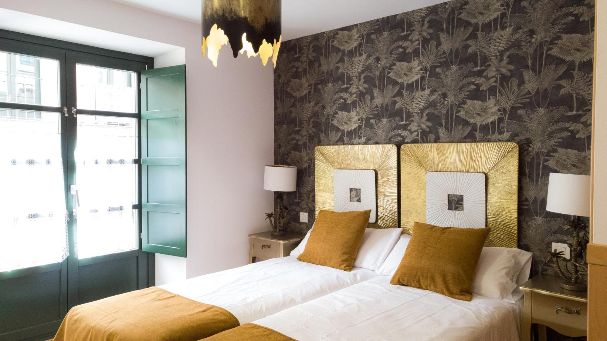 Apartamentos San Pedro Regalado Valladolid Esterno foto